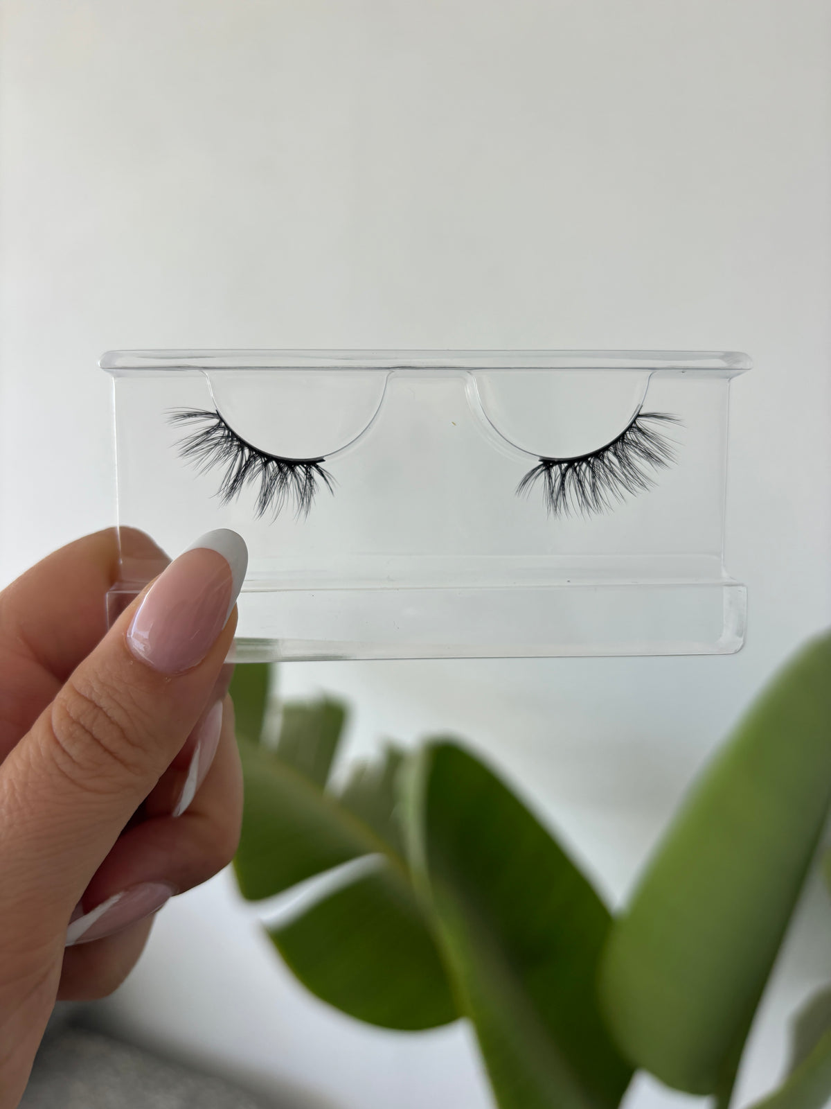 ‘Mediterranean Chic’ Half Lash