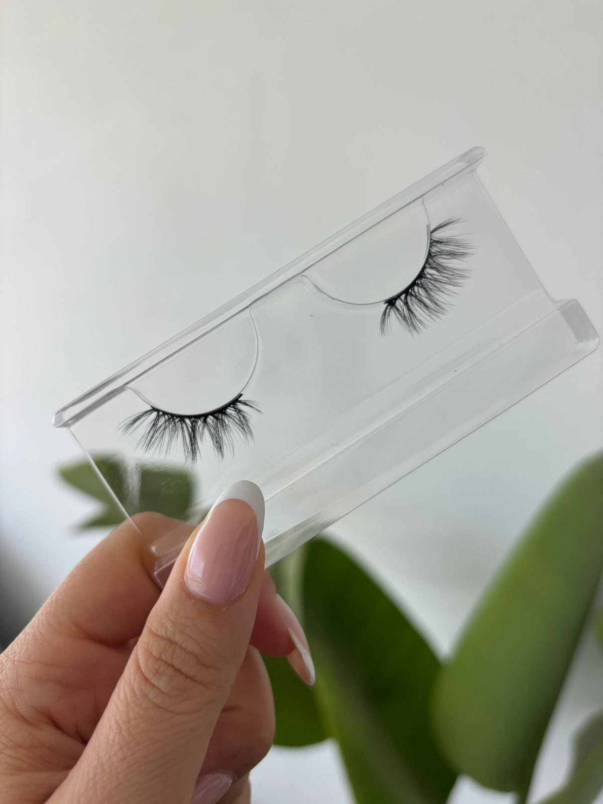 ‘Mediterranean Chic’ Half Lash