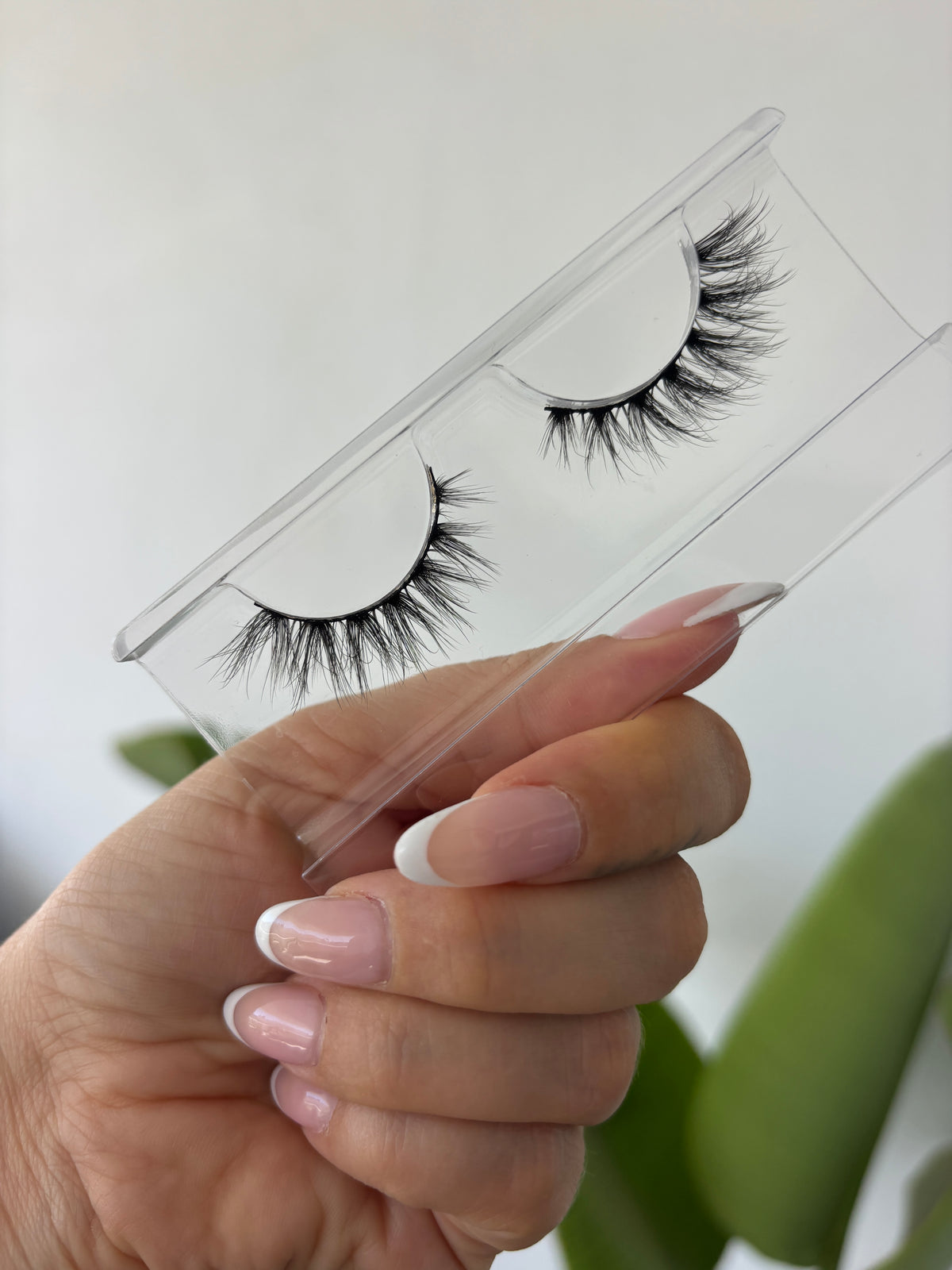 ‘Puerto Bella’ Full Lash